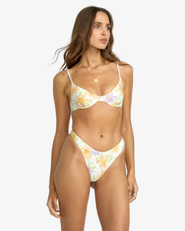 Skimpy Hike | Bikini Bottom