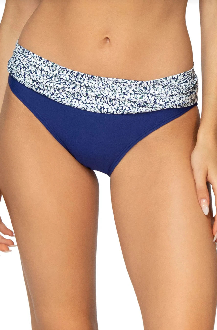 Unforgettable | Hipster Bottom