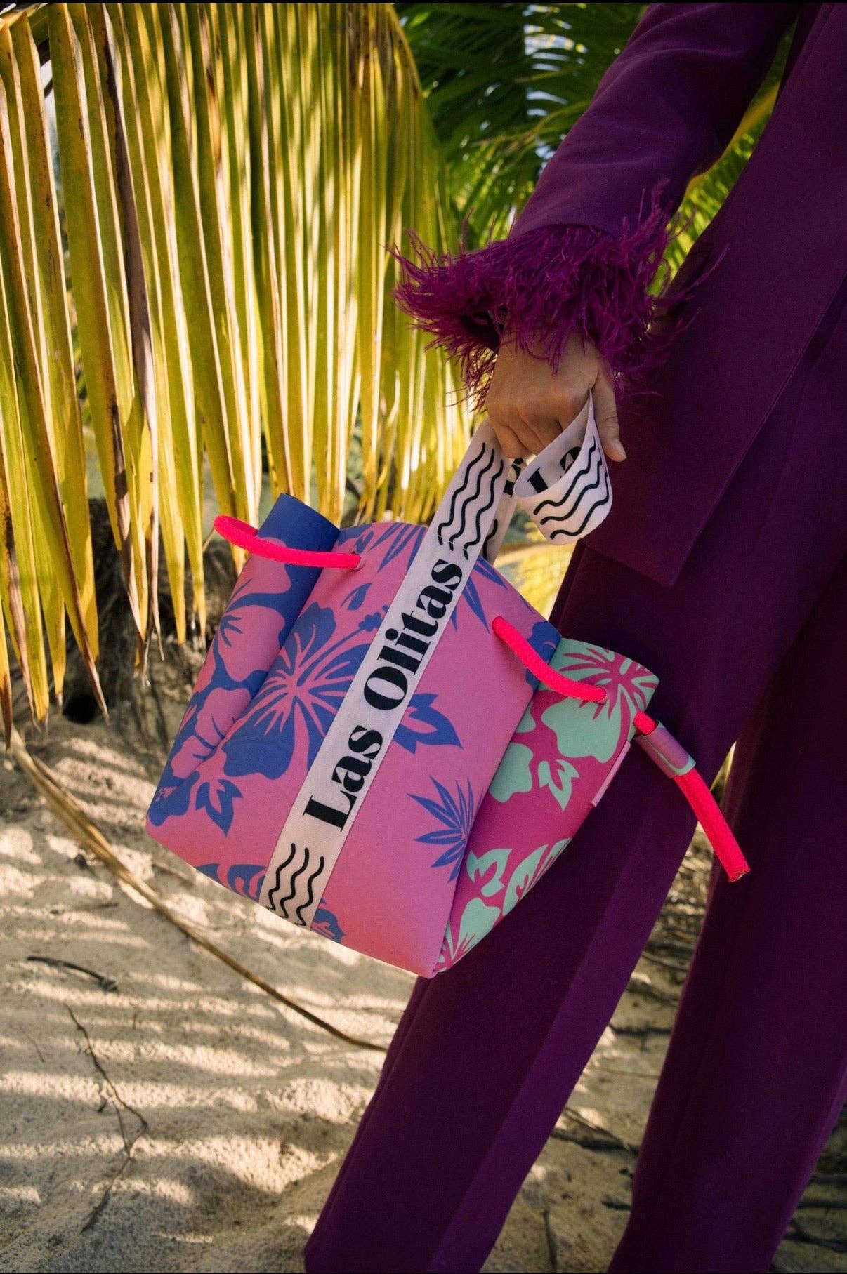 The Large Bucket Bag in Cotton Candy
