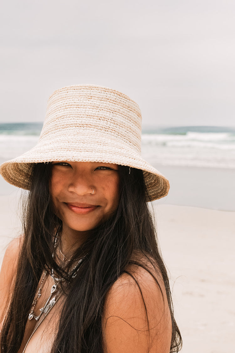Isadora | Bucket Hat