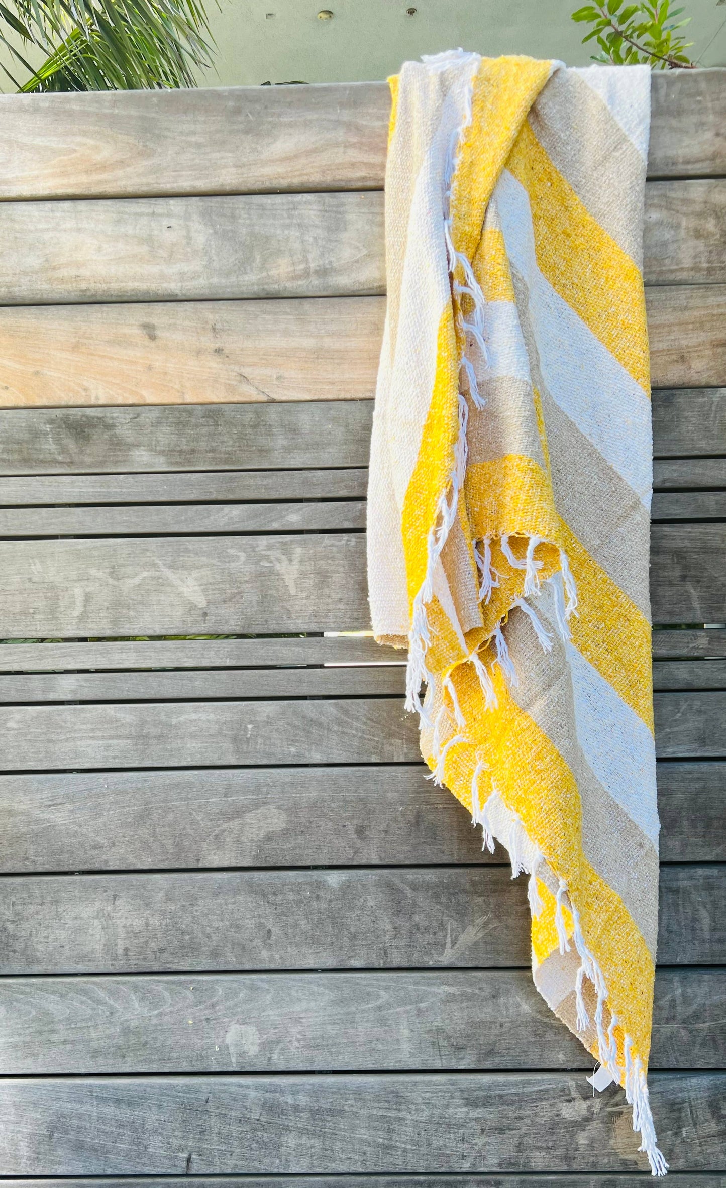 Coconut Flower | Throw Blanket