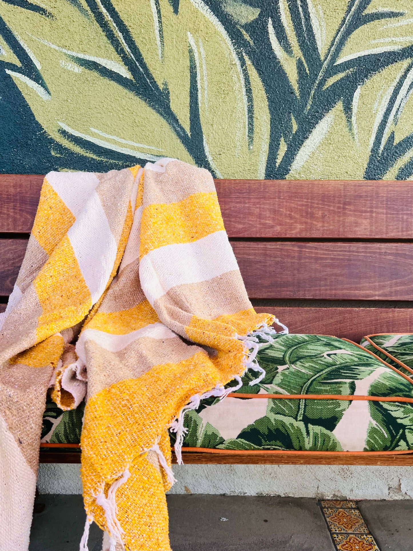 Coconut Flower | Throw Blanket